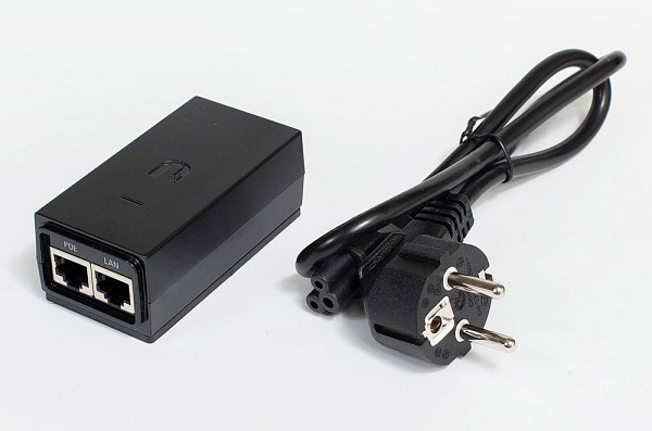 UBIQUITI PoE Adapter POE-24-24W, 24V, 1A, 24W, με power cable POE-24-24W