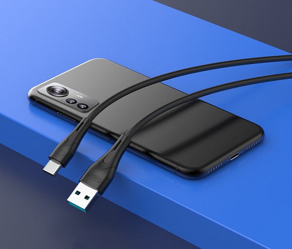 CELEBRAT καλώδιο USB-C σε USB CB-18T, 15W 3A, 480Mbps, 1m, μαύρο CB-18T-BK